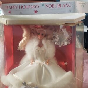 Vintage Happy Holidays Barbie Doll Special Edition Christmas 1989 Mattel